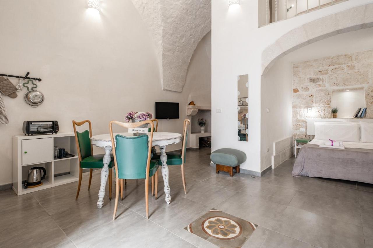 La Casa Nel Vico Pretty Apartment Остуни Екстериор снимка