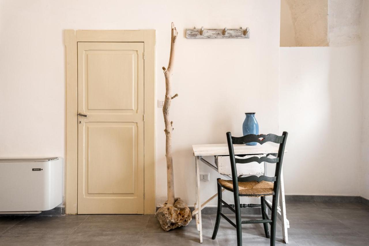 La Casa Nel Vico Pretty Apartment Остуни Екстериор снимка